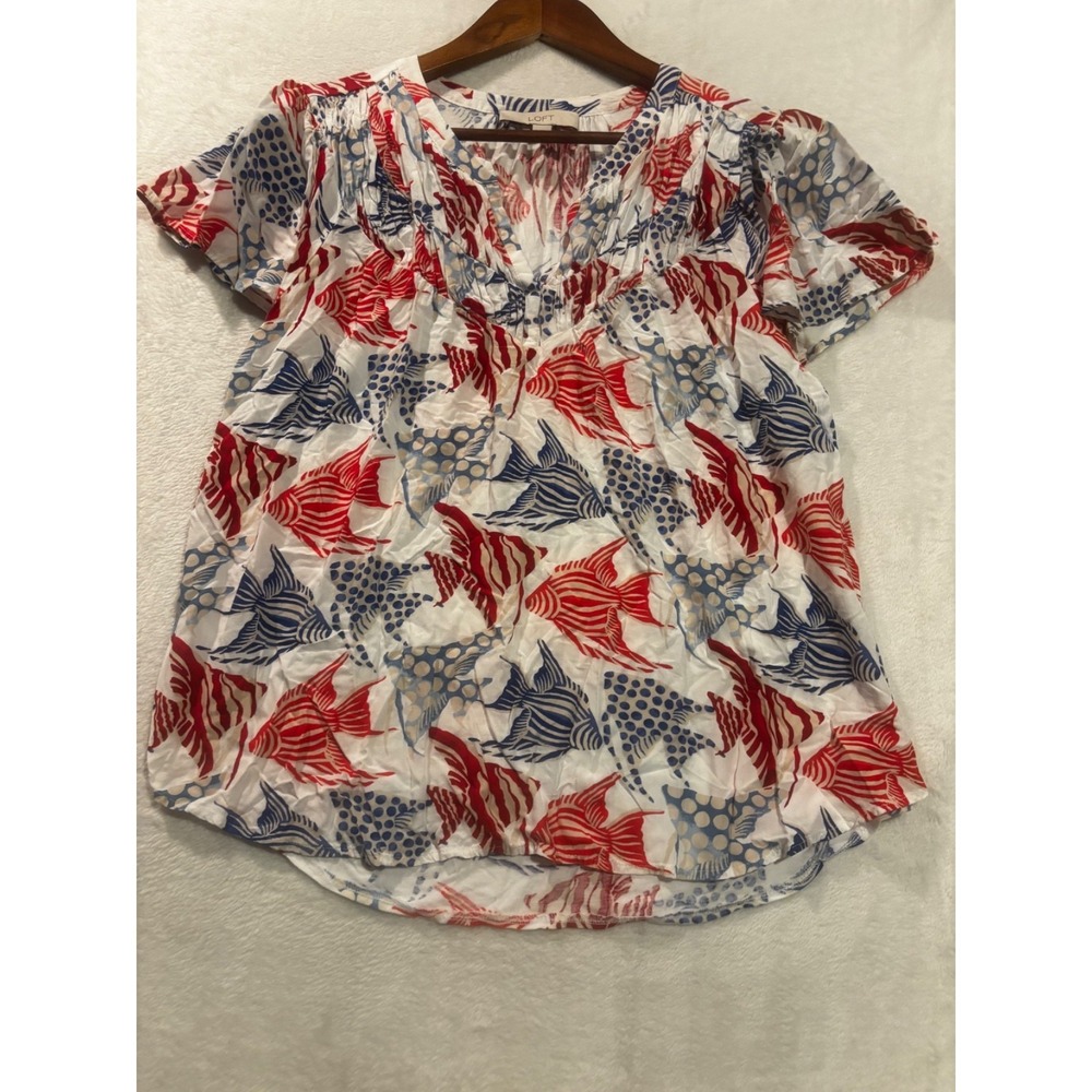 LOFT Women's Angel Fish Nautical Split Neck Ruched Flutter Sleeve Blouse Sz L